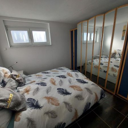 Lovely Appartment With Private Patio And Private Entrance In Luxembourg 60M2 Saeul Buitenkant foto