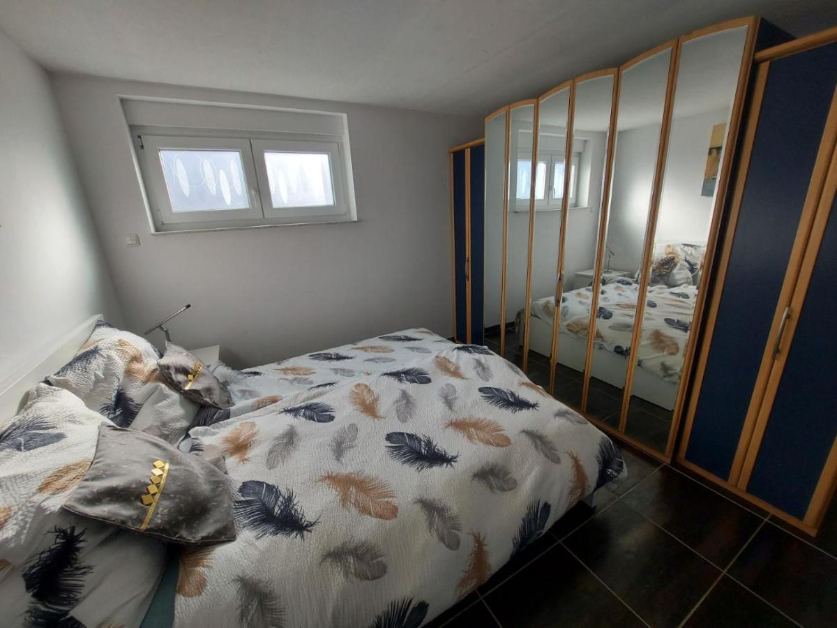 Lovely Appartment With Private Patio And Private Entrance In Luxembourg 60M2 Saeul Buitenkant foto