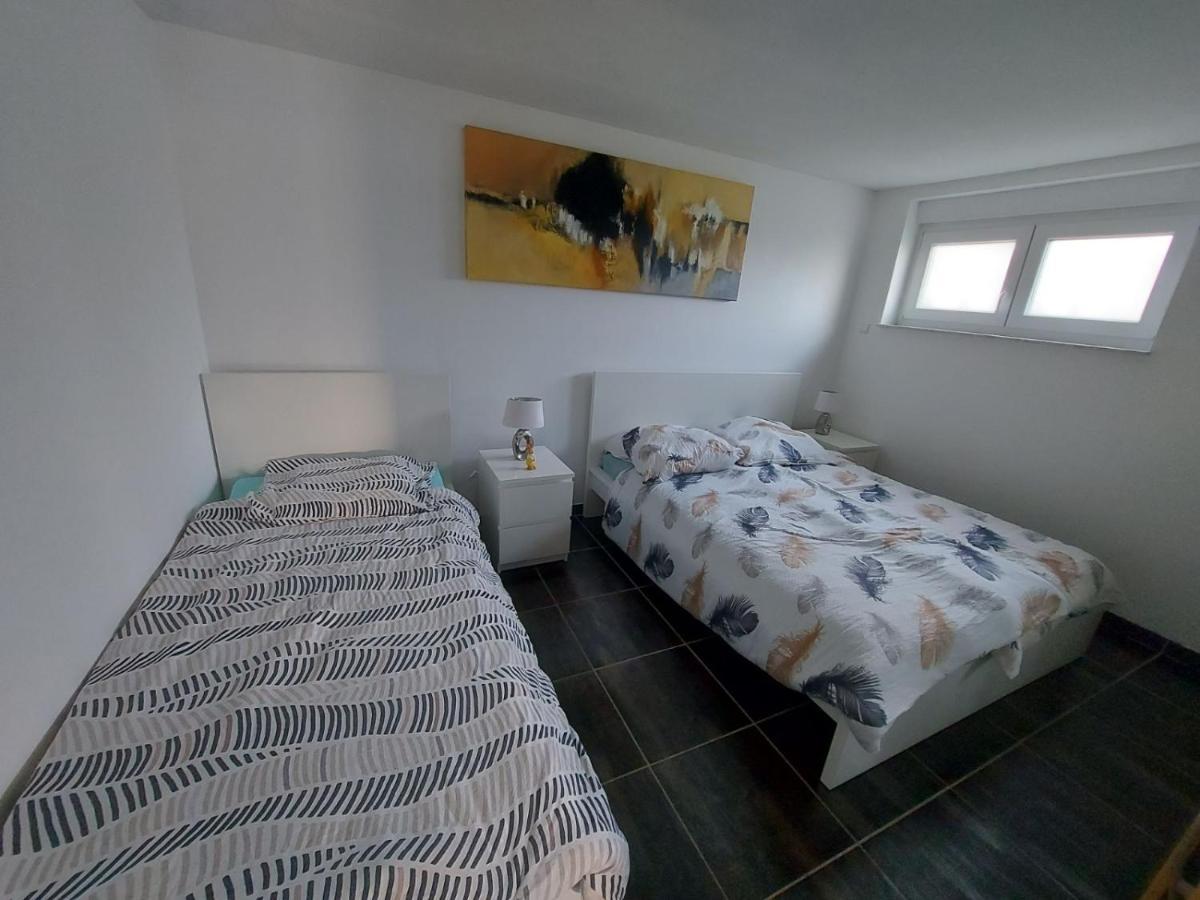 Lovely Appartment With Private Patio And Private Entrance In Luxembourg 60M2 Saeul Buitenkant foto
